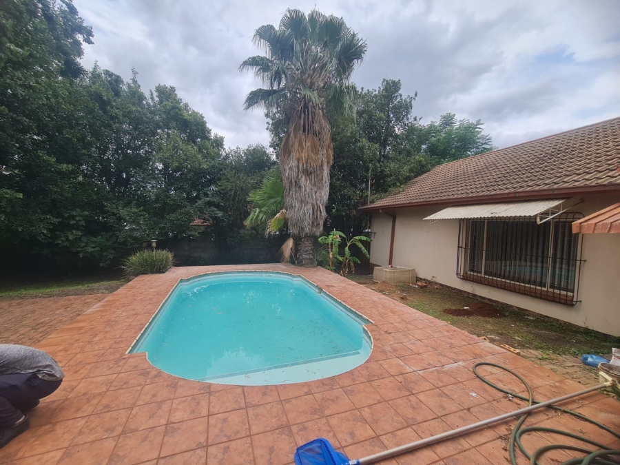 To Let 3 Bedroom Property for Rent in Ifafi North West